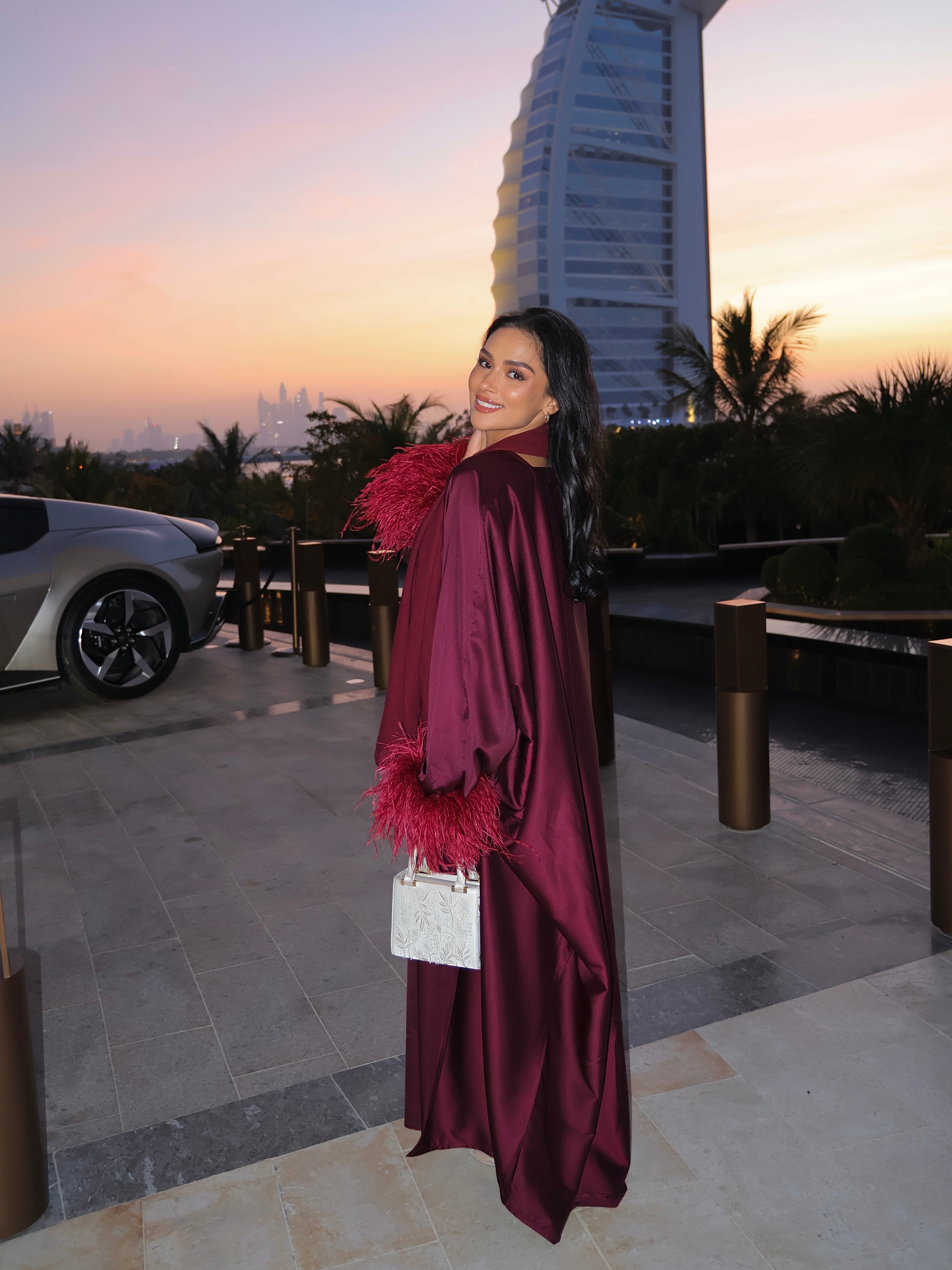 2 pièces Luxury silky abaya feather